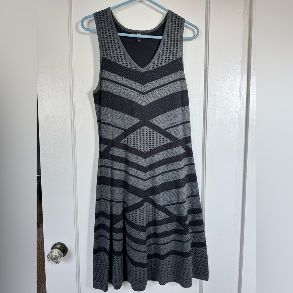 Black and Gray Knit Patterned Dress